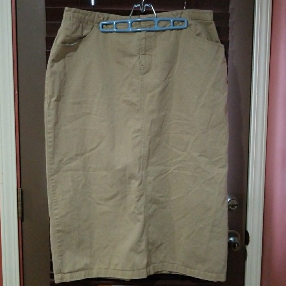 (Never worn!!!) Skirt
